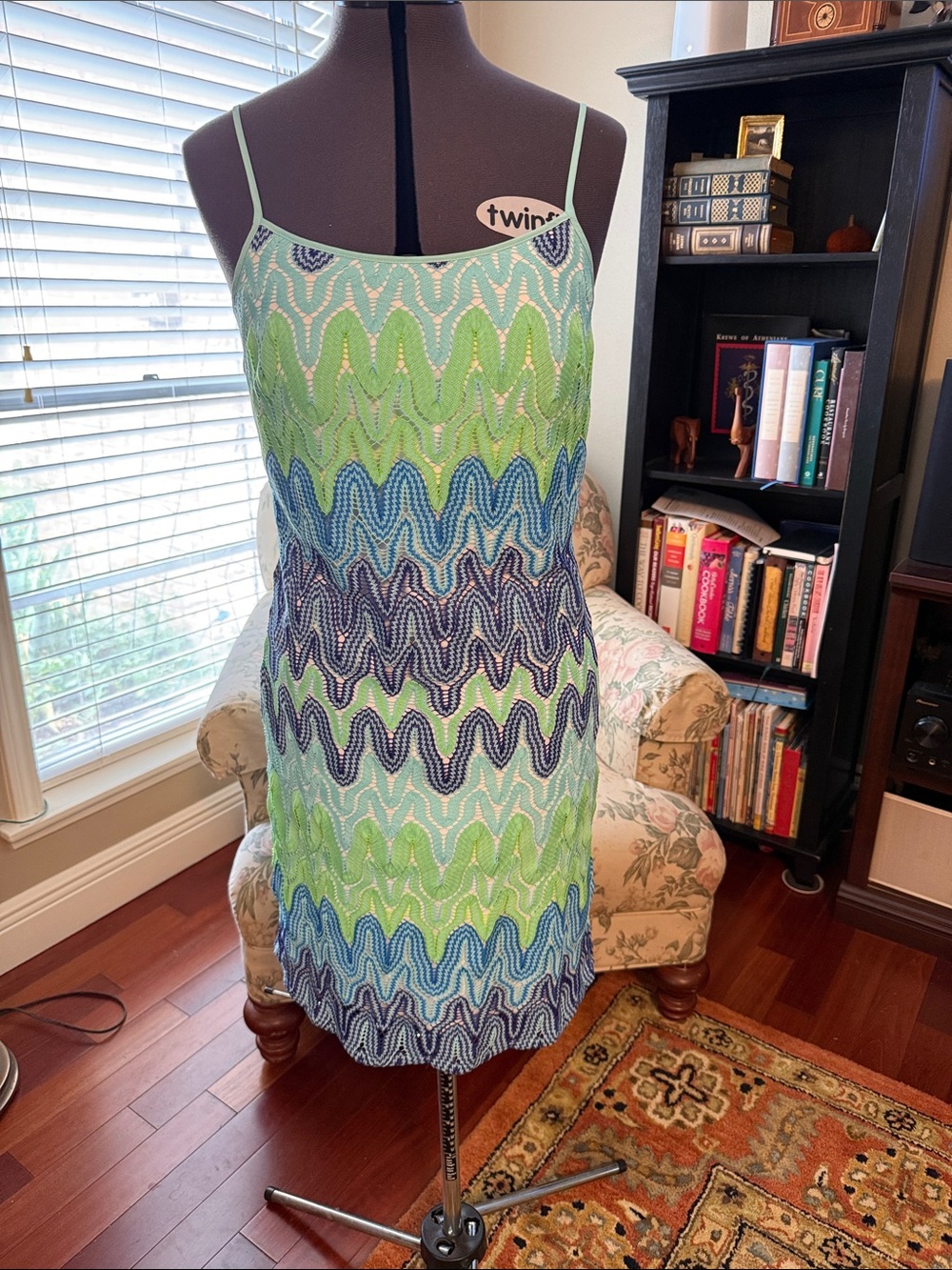 Lilly Pulitzer Blue and Green Pattern Mini Dress Built In Bra Small Like New